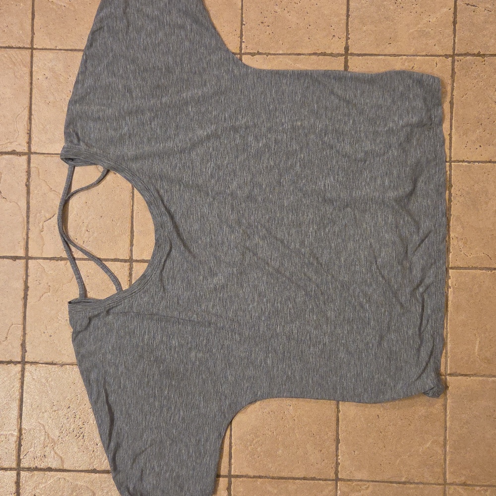 Gap Fit Breathe Gray Drop Shoulder Workout Top